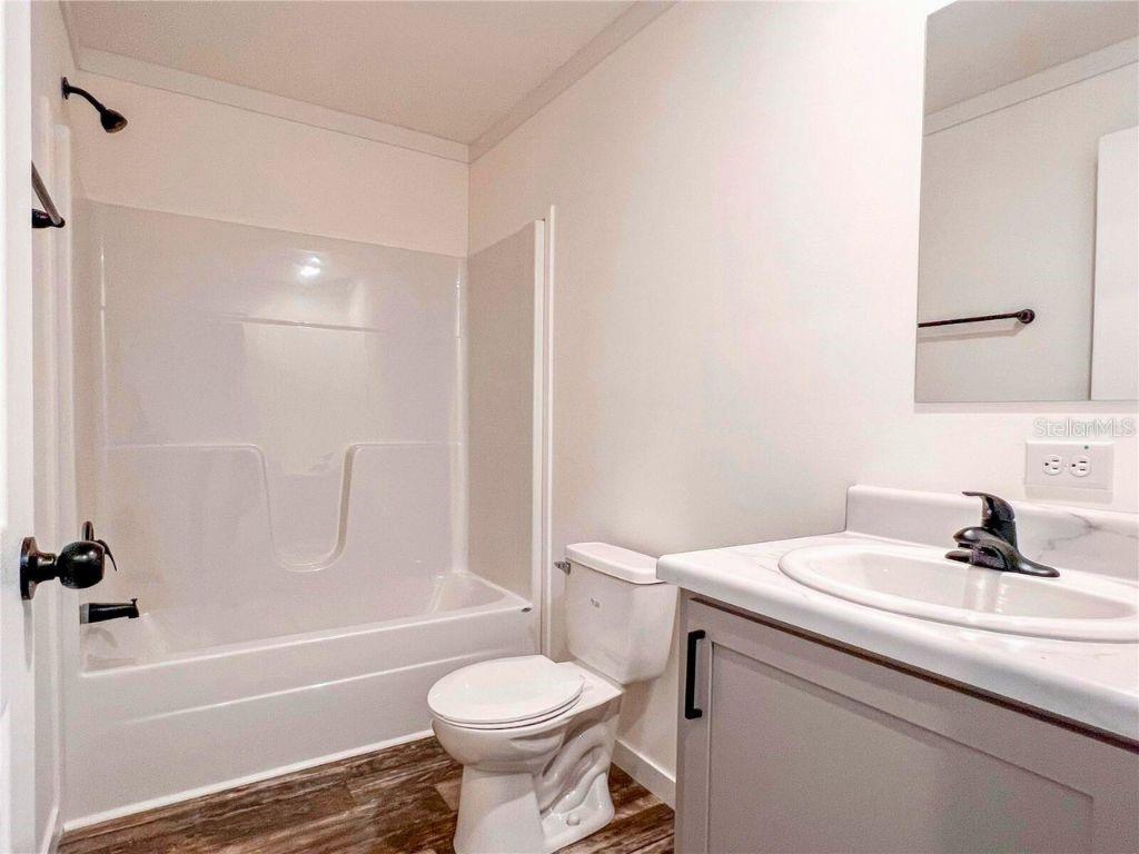 Image 18 of 23 For 16108 Gupton Street