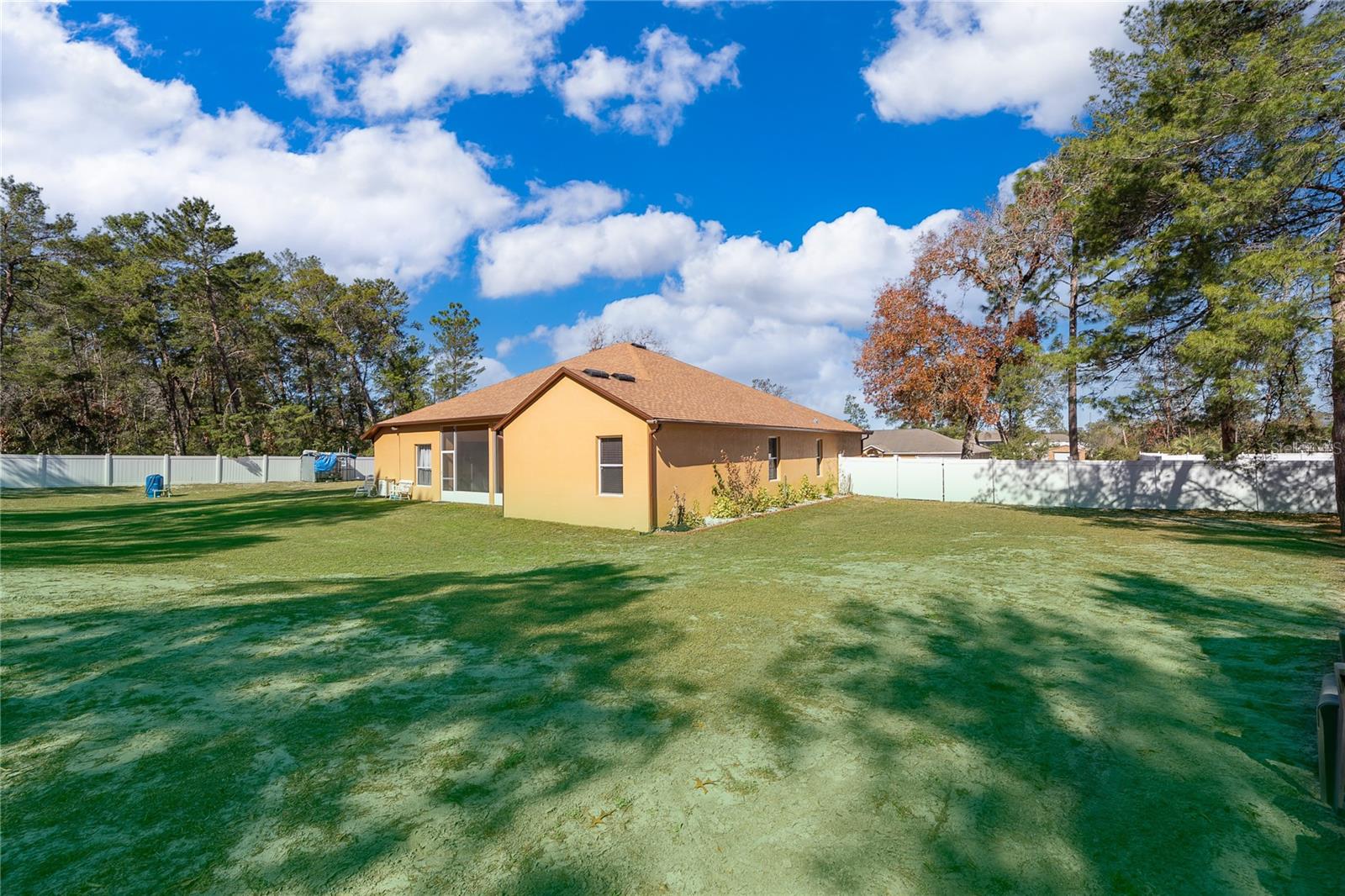 Image 34 of 41 For 4590 111th Place