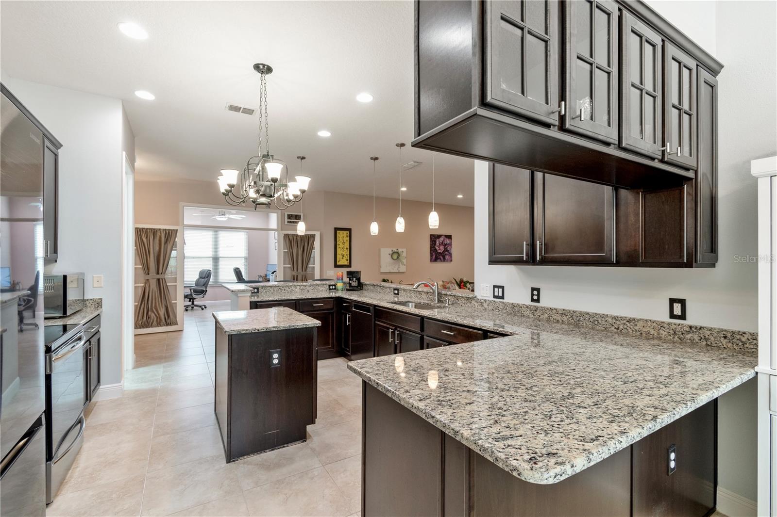 Image 14 of 74 For 753 Villa Park Rd