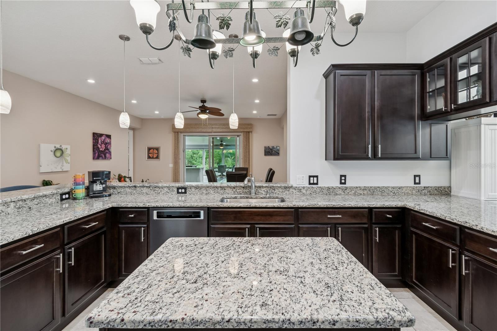 Image 20 of 74 For 753 Villa Park Rd