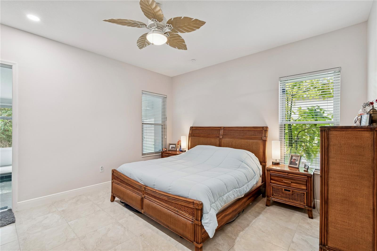 Image 27 of 74 For 753 Villa Park Rd