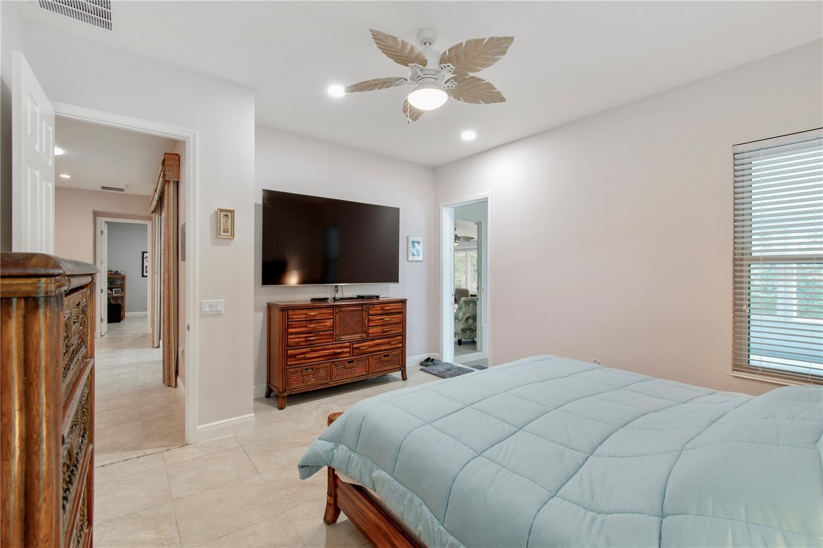 Image 28 of 74 For 753 Villa Park Rd