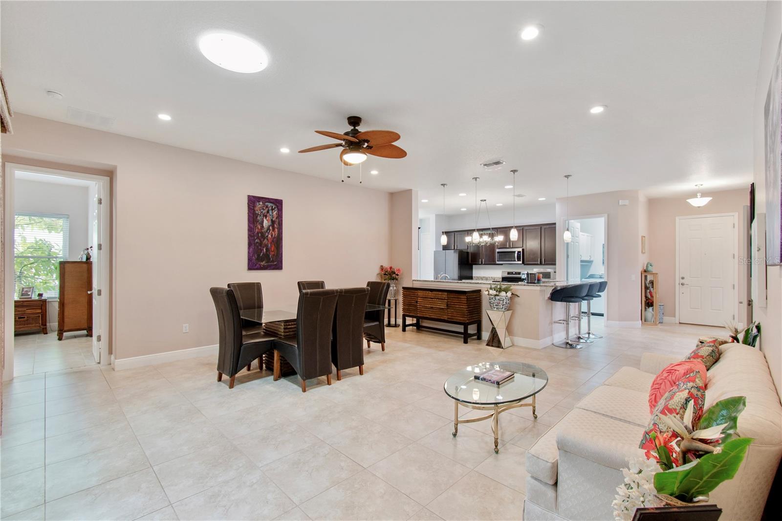 Image 4 of 74 For 753 Villa Park Rd