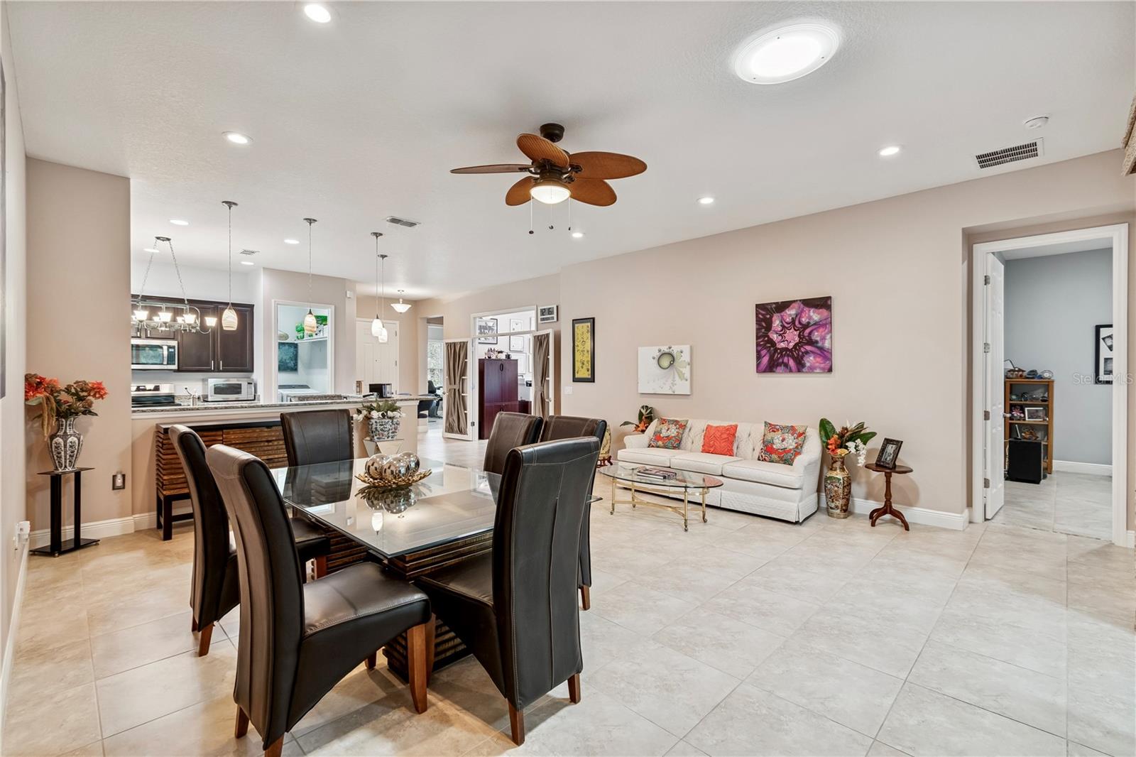 Image 7 of 74 For 753 Villa Park Rd