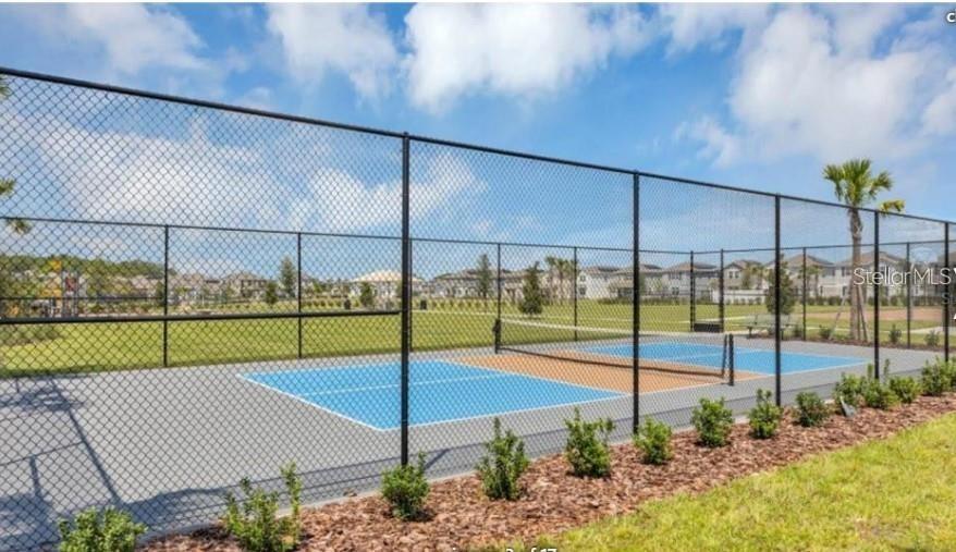 Image 11 of 13 For 2667 Skyline Loop