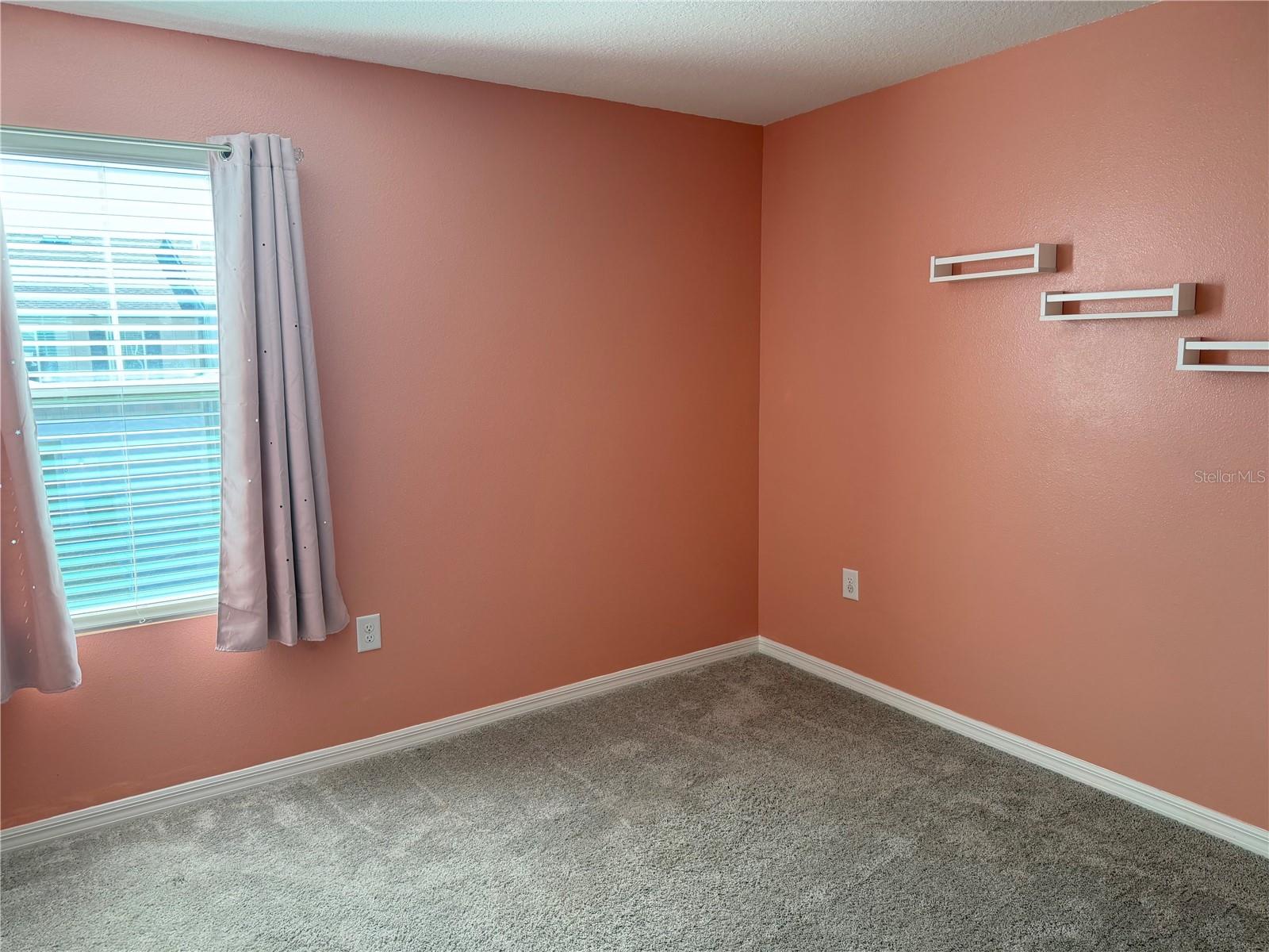 Image 11 of 18 For 253 Mandovi Street