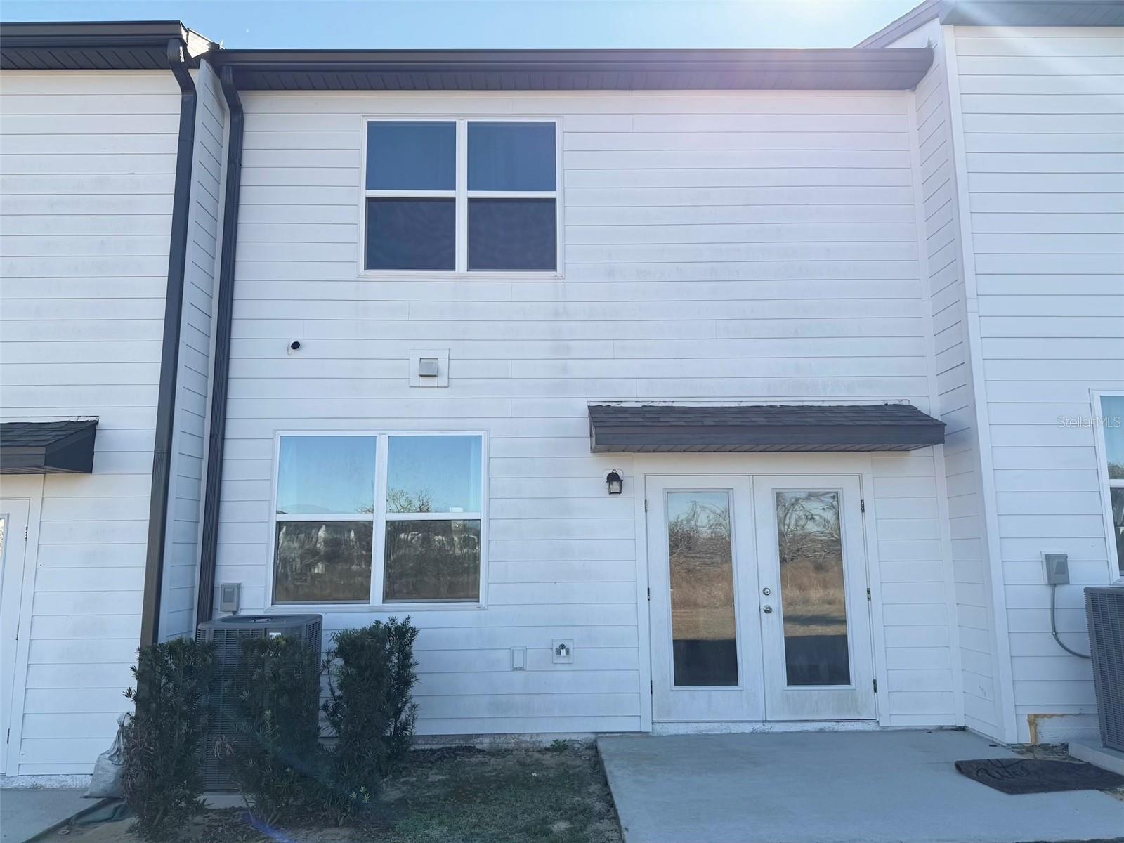 Image 16 of 18 For 253 Mandovi Street