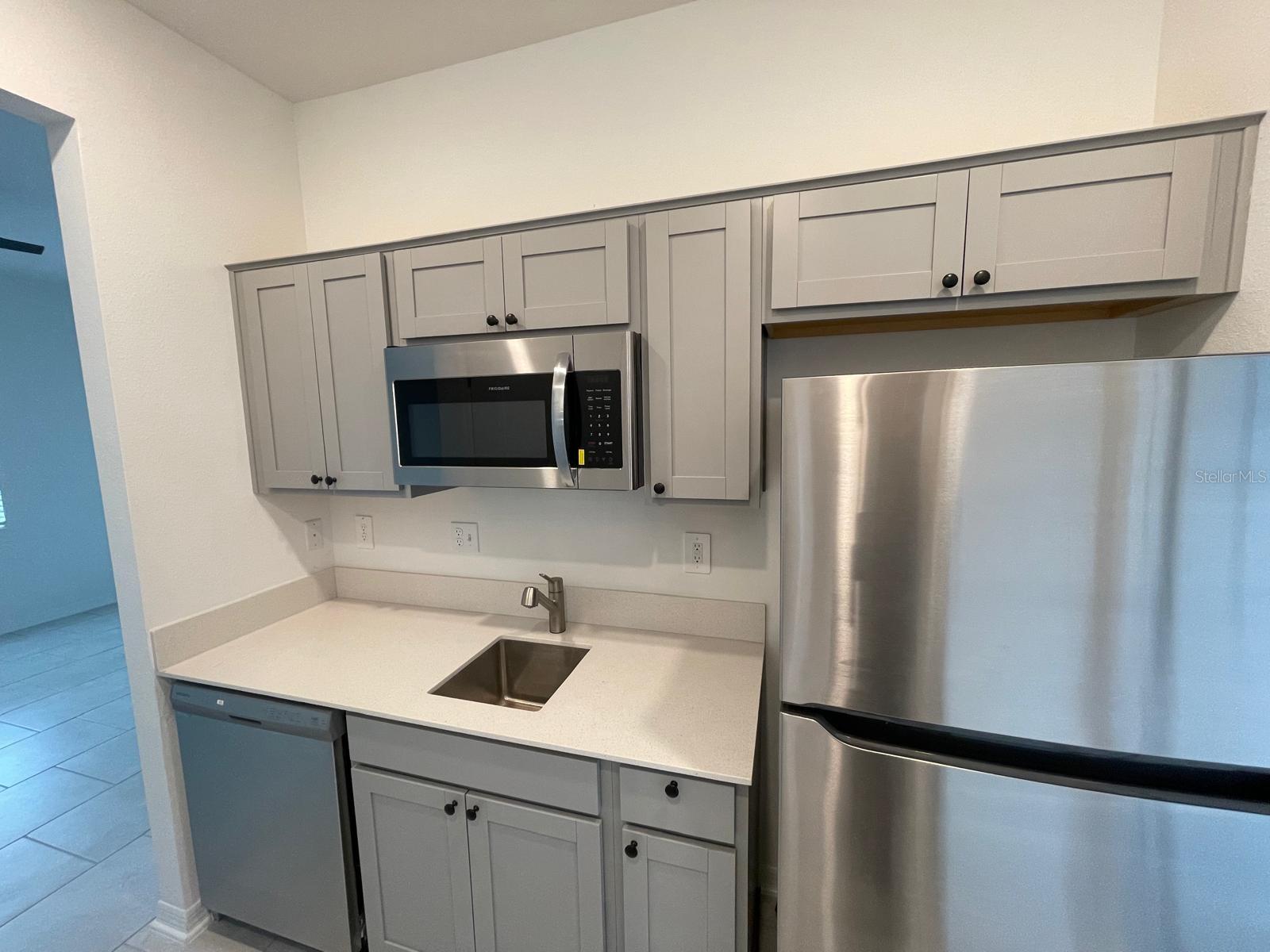 Image 3 of 7 For 1422 Austin Street B