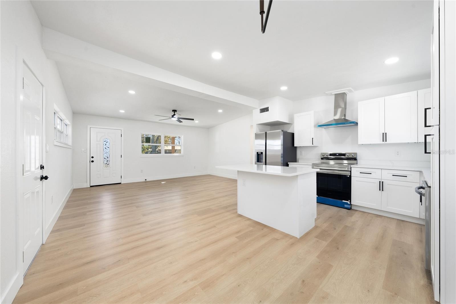 Image 14 of 30 For 1130 Carefree Cove Drive