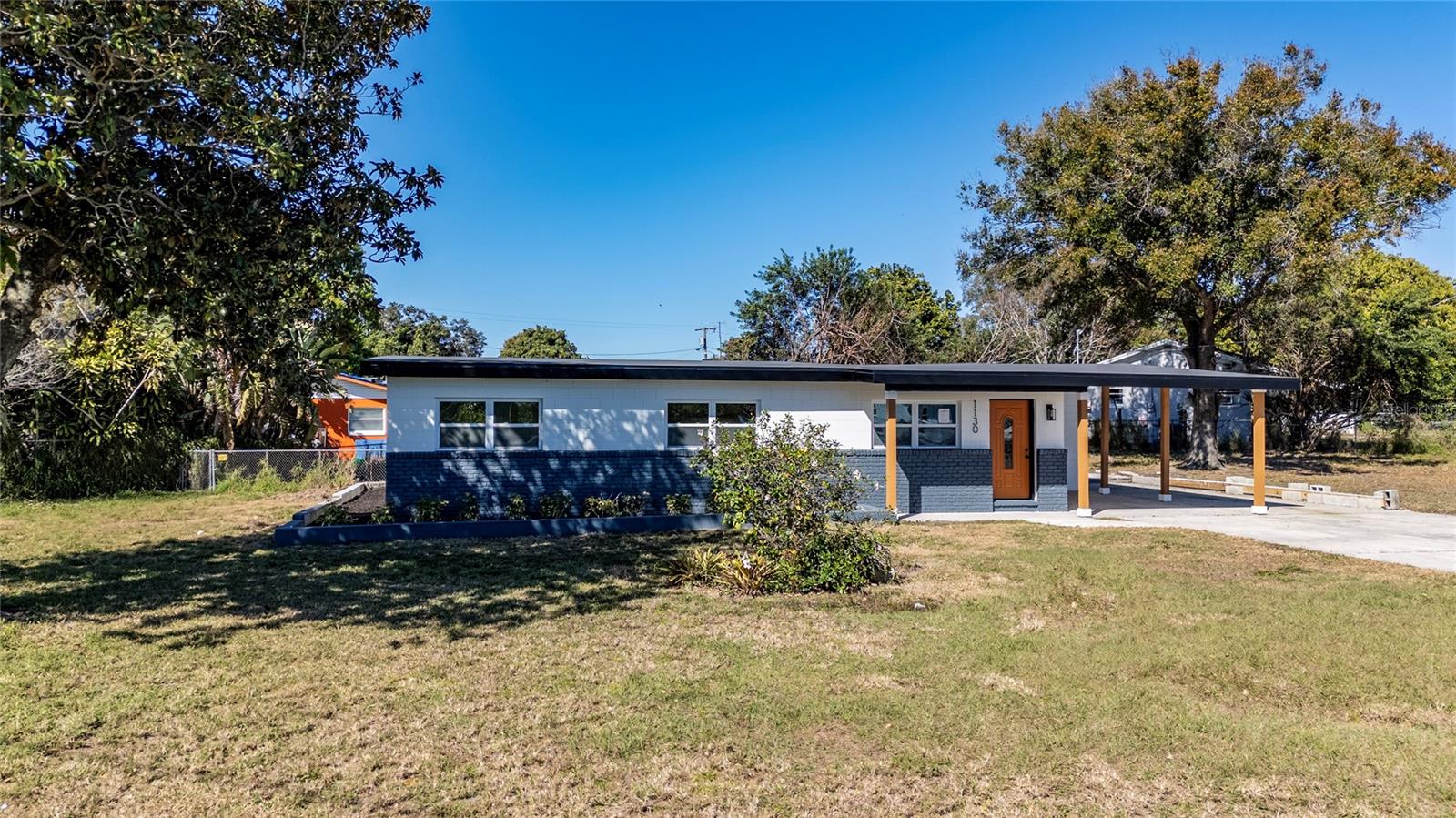 Image 2 of 30 For 1130 Carefree Cove Drive