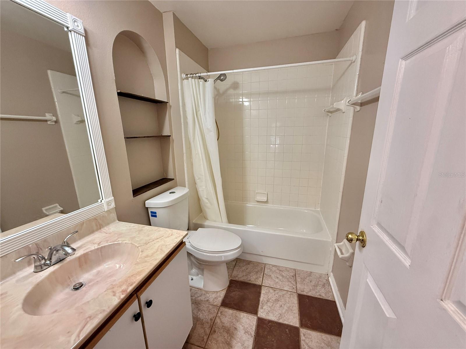 Image 13 of 31 For 326 Hanging Moss Road