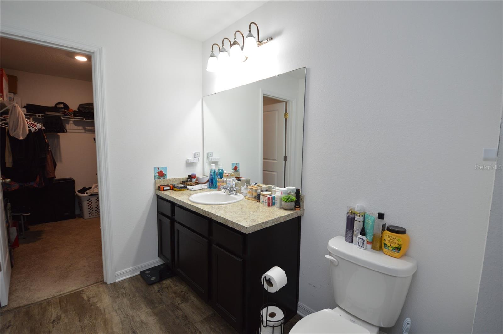 Image 19 of 30 For 855 Grandin Street