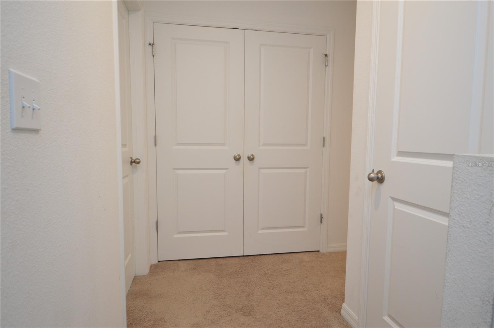 Image 9 of 30 For 855 Grandin Street