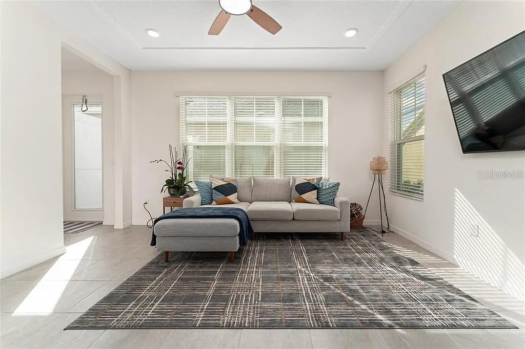 Image 4 of 29 For 7036 Twilight Bay Drive