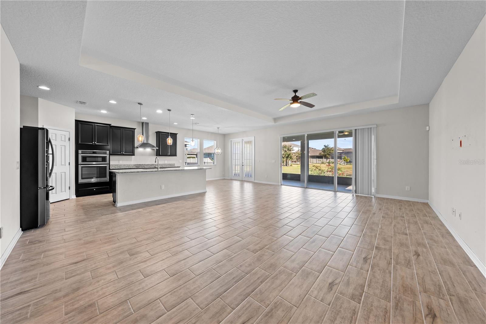 Image 11 of 61 For 1833 Henley Street