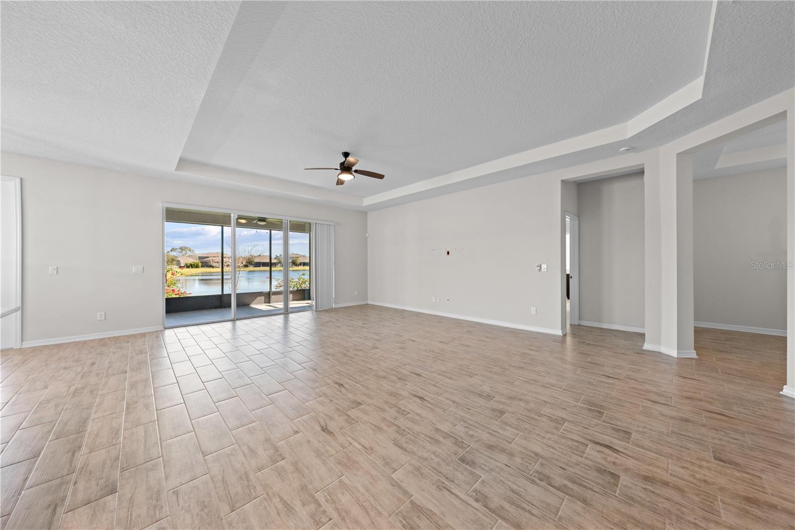 Image 12 of 61 For 1833 Henley Street