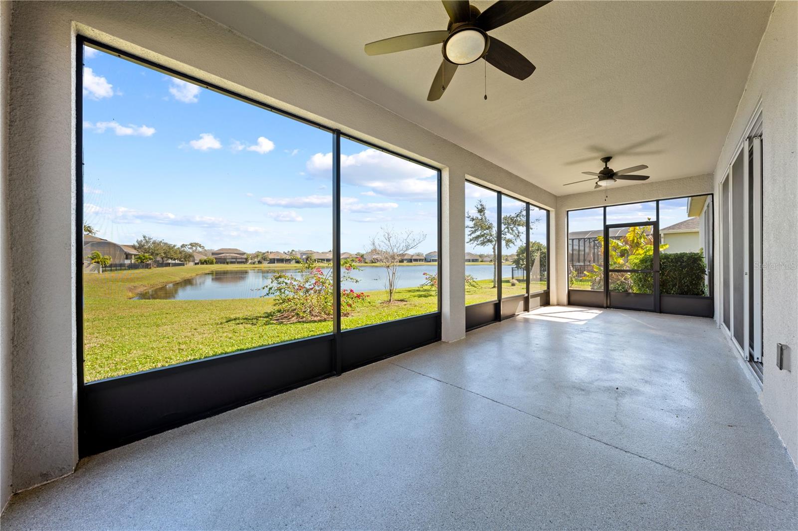 Image 47 of 61 For 1833 Henley Street