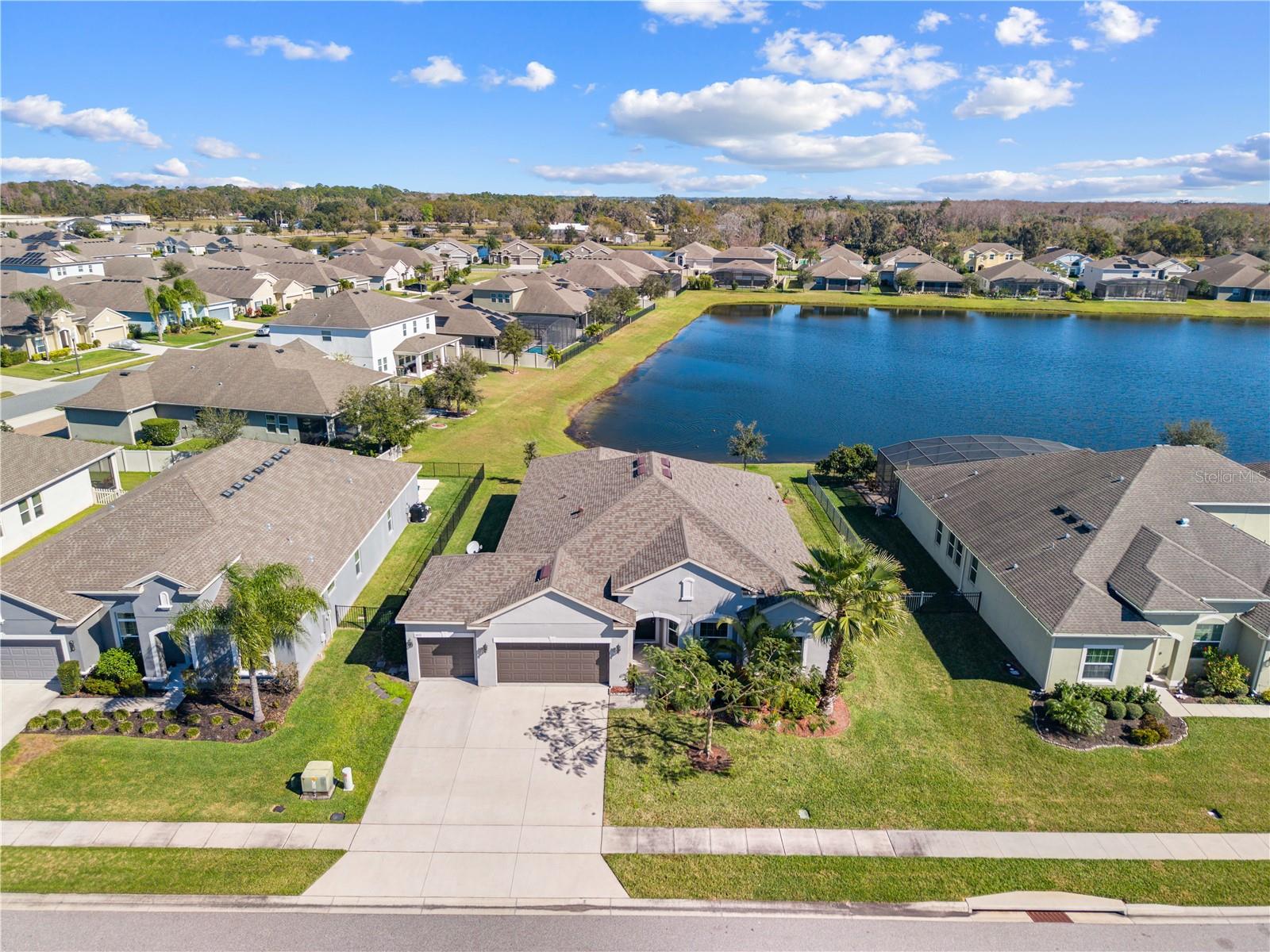 Image 53 of 61 For 1833 Henley Street