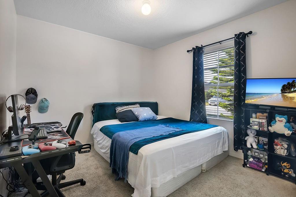 Image 19 of 36 For 397 Aberdeen Drive