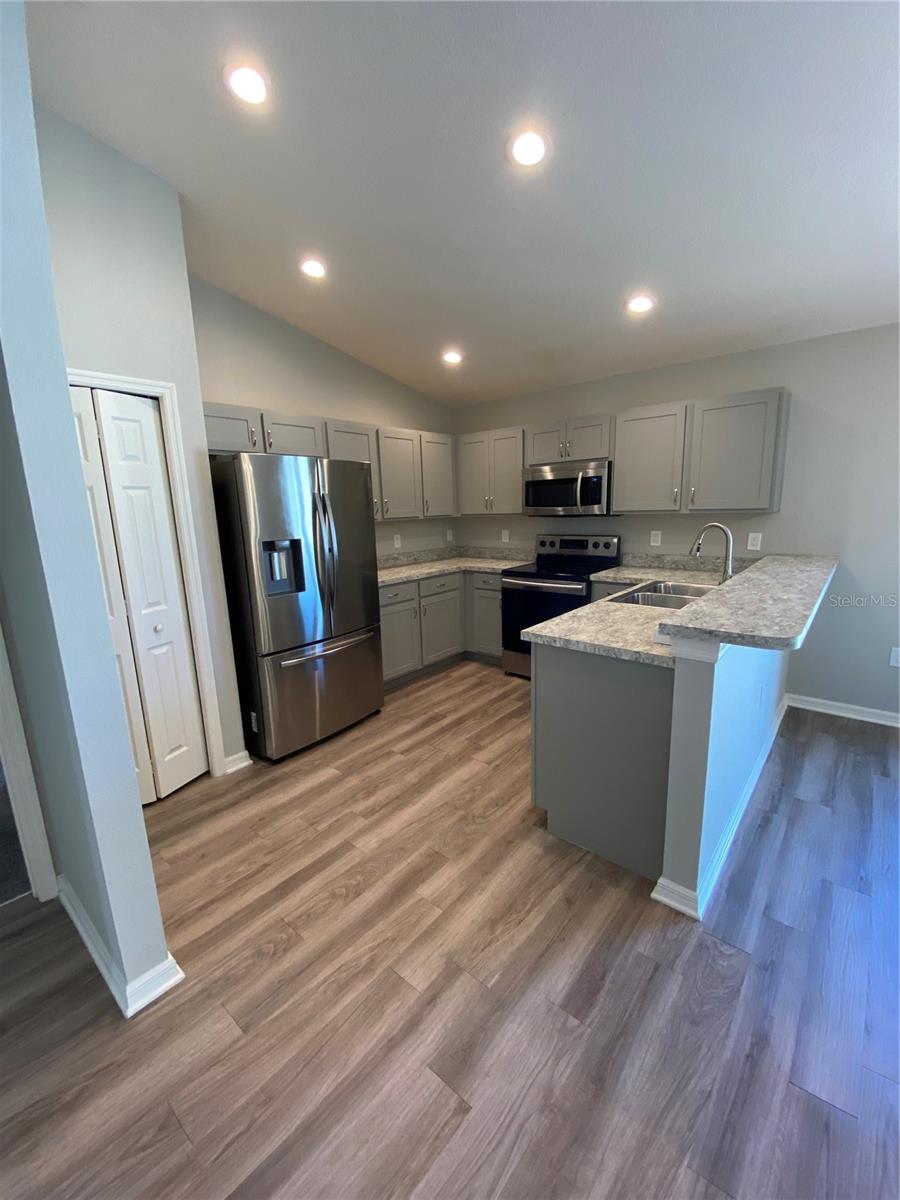 Image 7 of 22 For 217 Cascara Lane