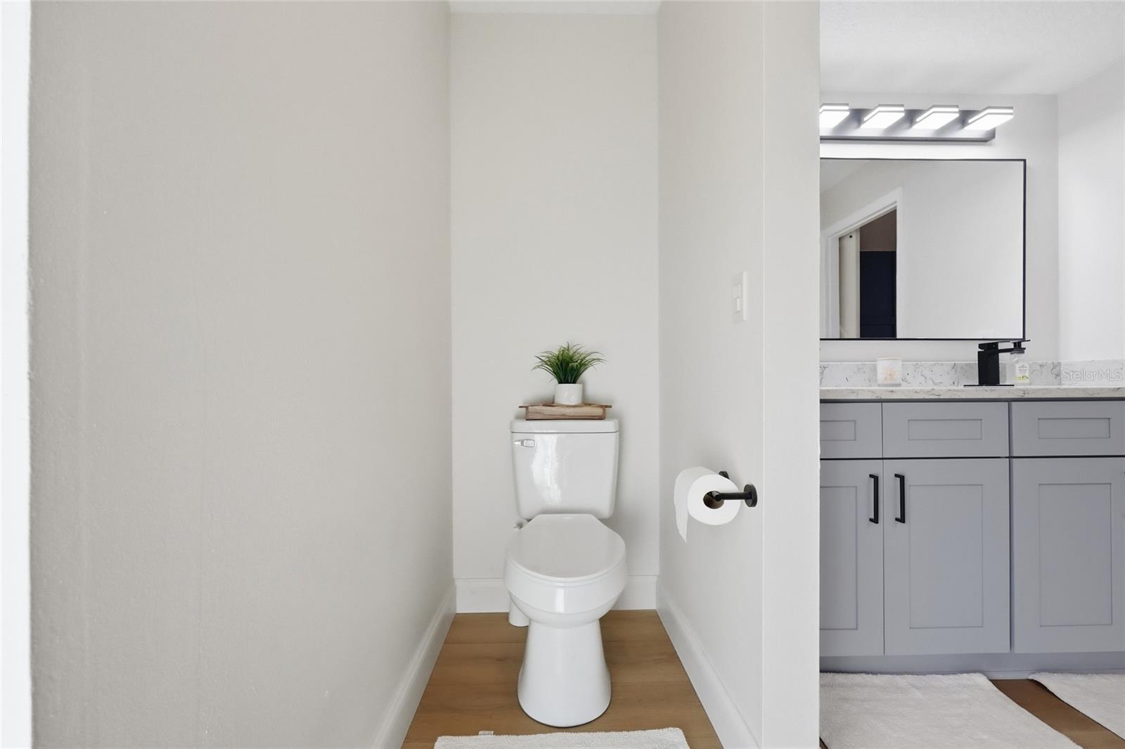 Image 35 of 61 For 512 Garden Heights Drive