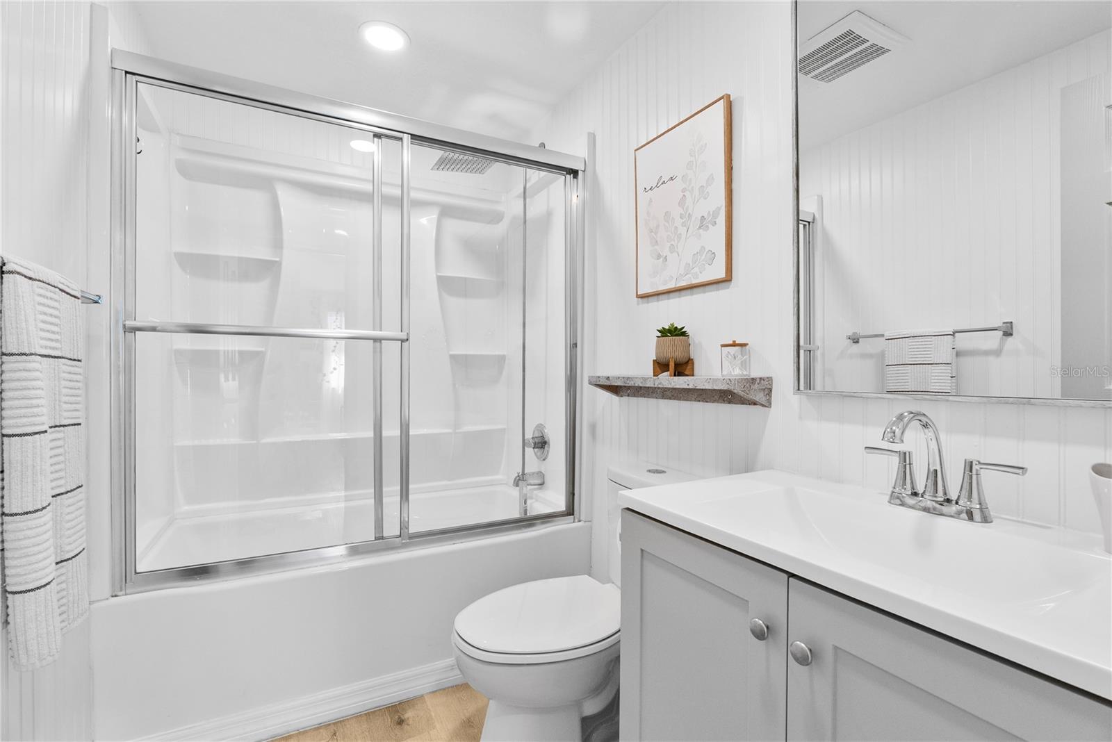 Image 16 of 37 For 1237 Marygon Street