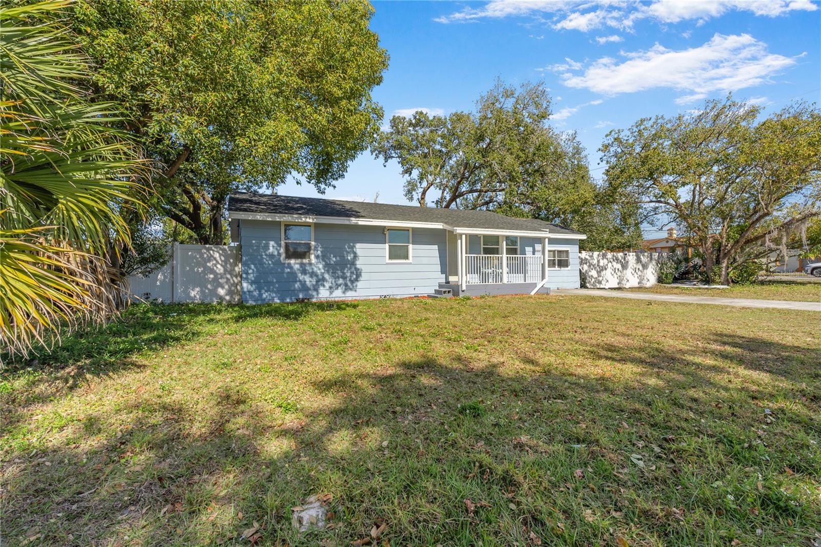 Image 2 of 37 For 1237 Marygon Street