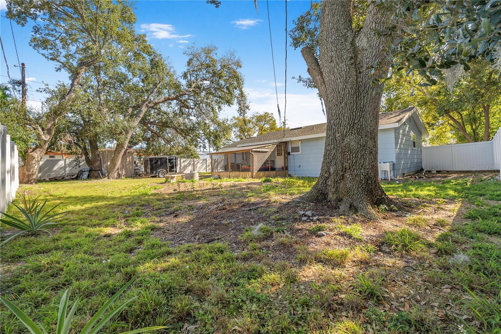 Image 31 of 37 For 1237 Marygon Street