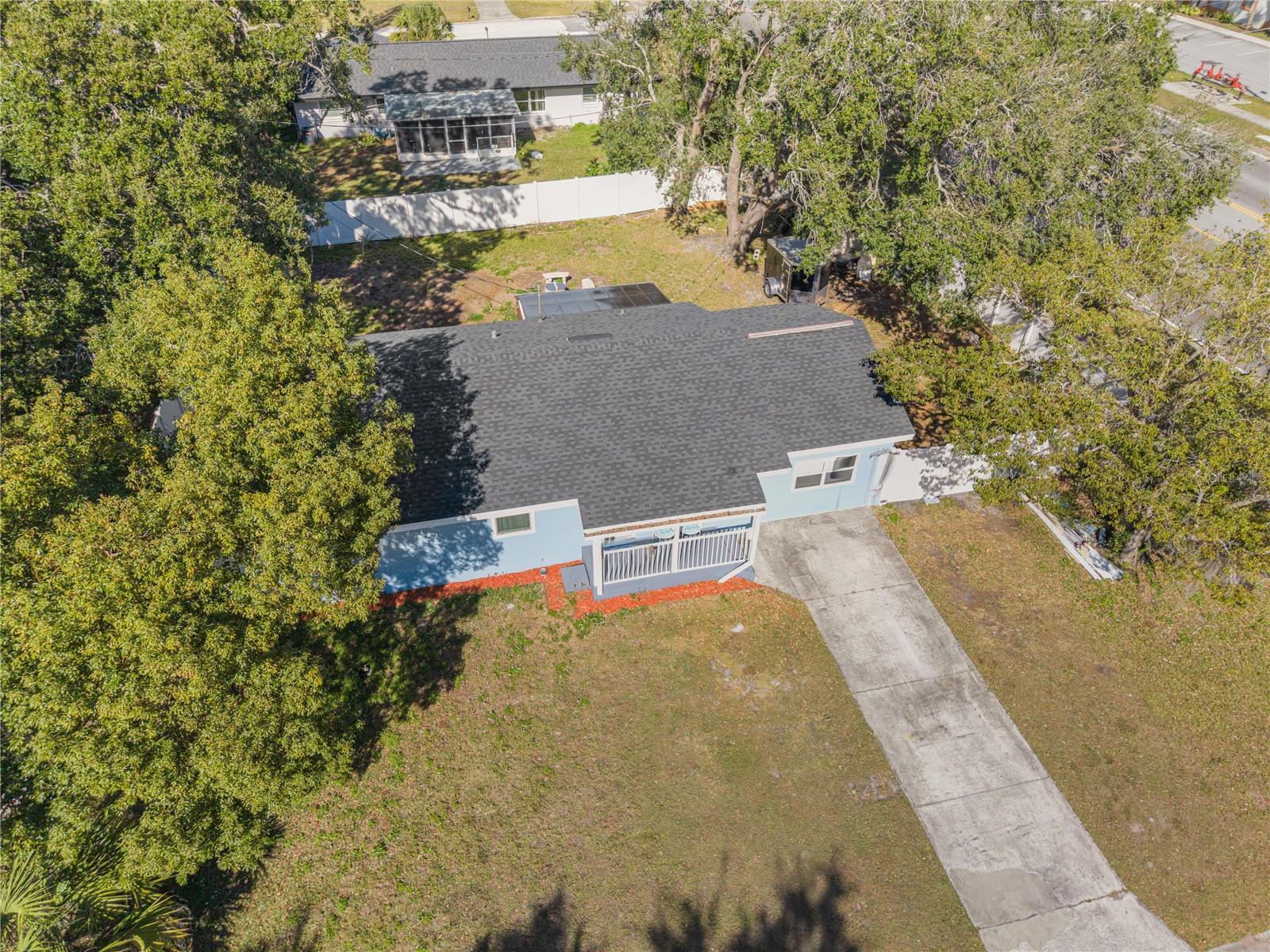 Image 34 of 37 For 1237 Marygon Street