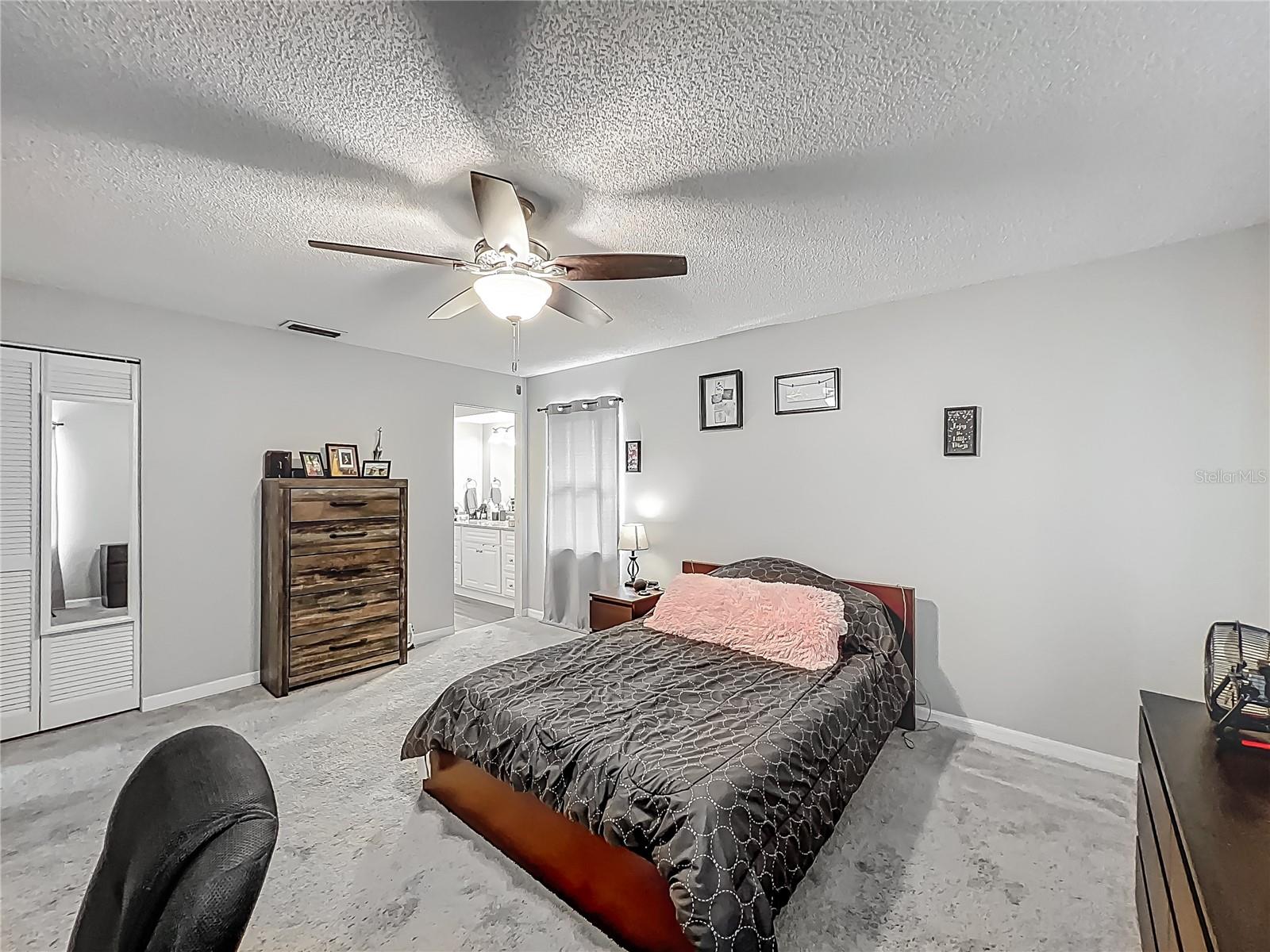 Image 18 of 42 For 340 Vail Drive