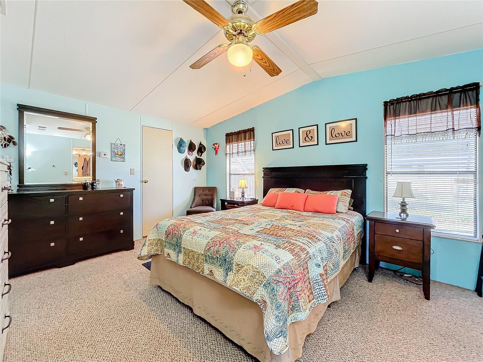 Image 21 of 34 For 6 Cayman Circle