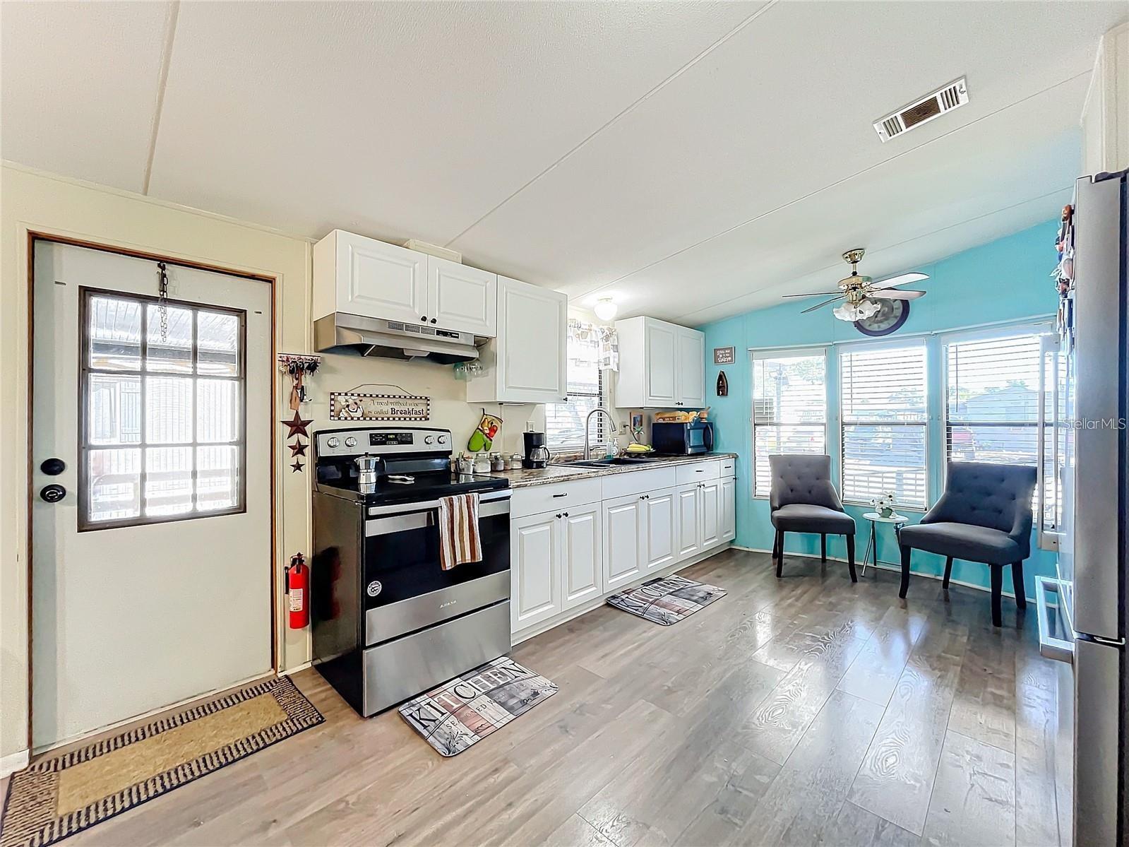 Image 9 of 34 For 6 Cayman Circle