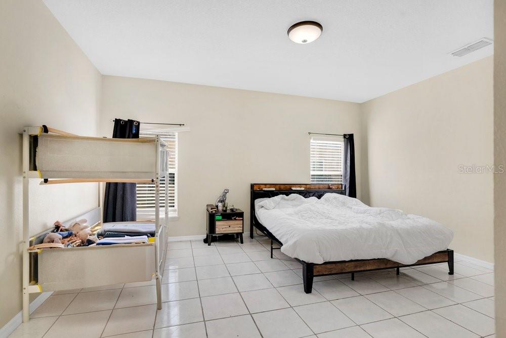 Image 15 of 25 For 2109 Woodsedge Drive