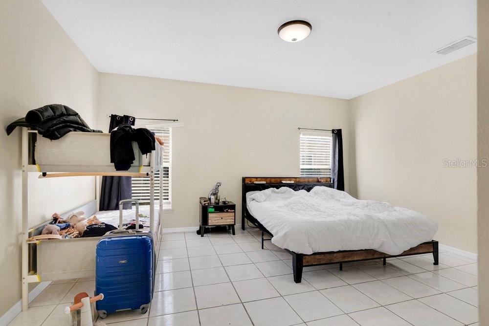 Image 23 of 25 For 2109 Woodsedge Drive