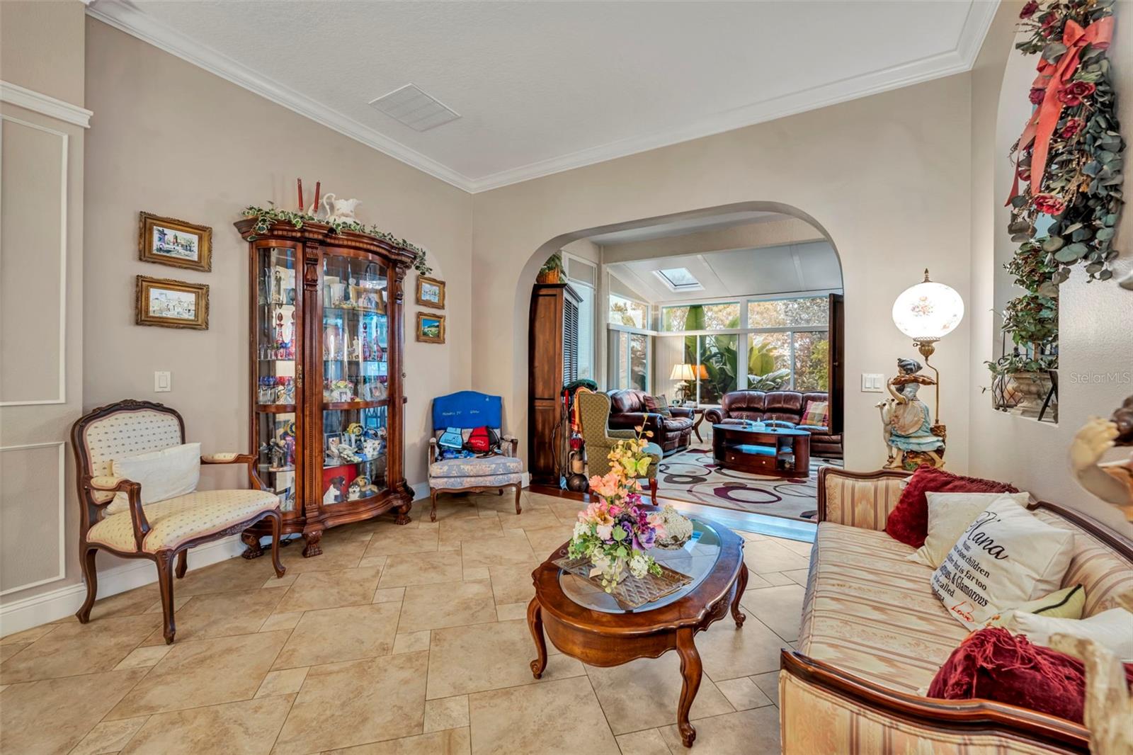 Image 6 of 36 For 923 Wolf Creek Street