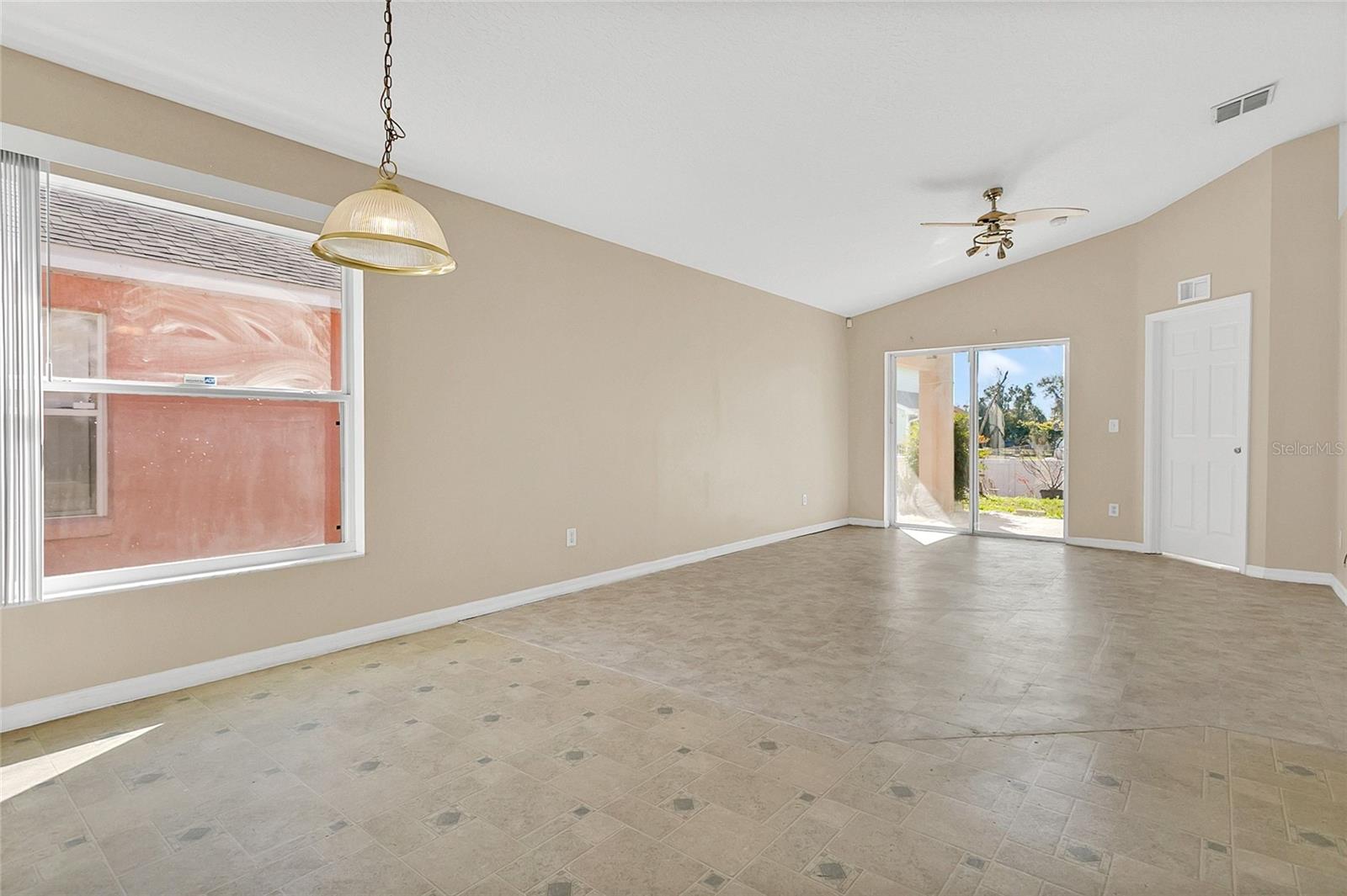 Image 6 of 30 For 11030 Rouse Run Circle