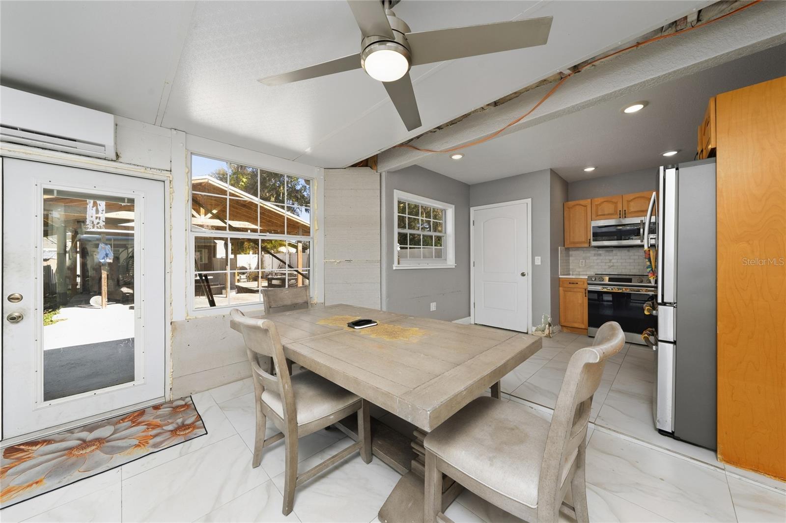 Image 10 of 22 For 308 Tarawa Street