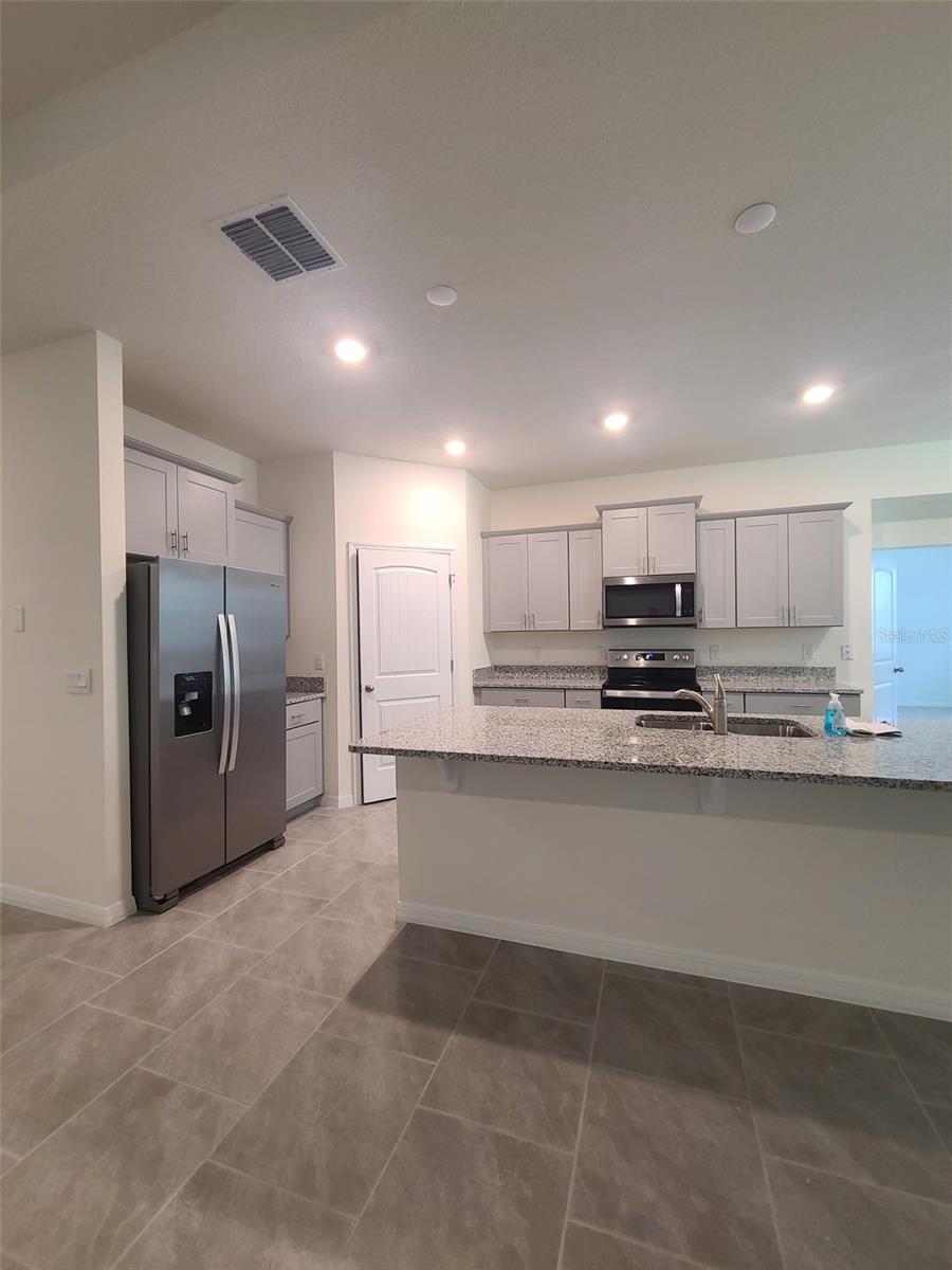 Image 14 of 85 For 1608 Barberry Drive