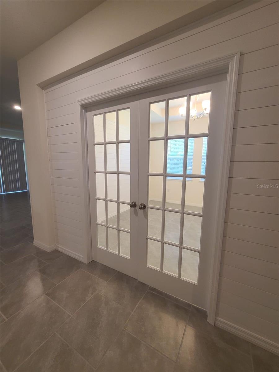 Image 26 of 85 For 1608 Barberry Drive