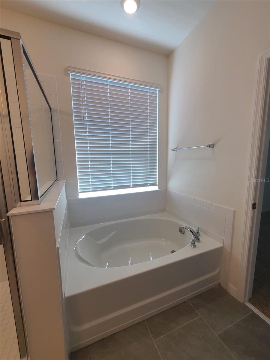 Image 35 of 85 For 1608 Barberry Drive