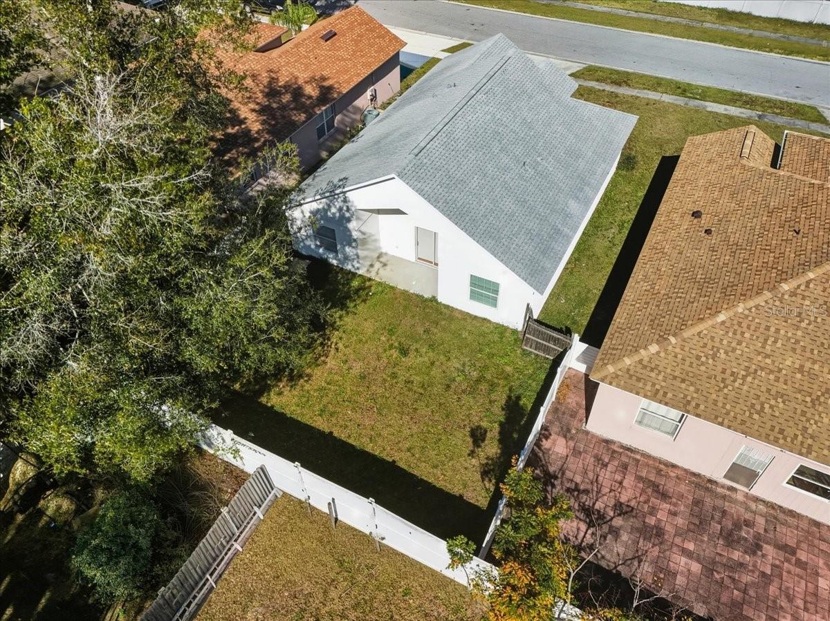 Image 25 of 29 For 7962 Niagara Falls Court