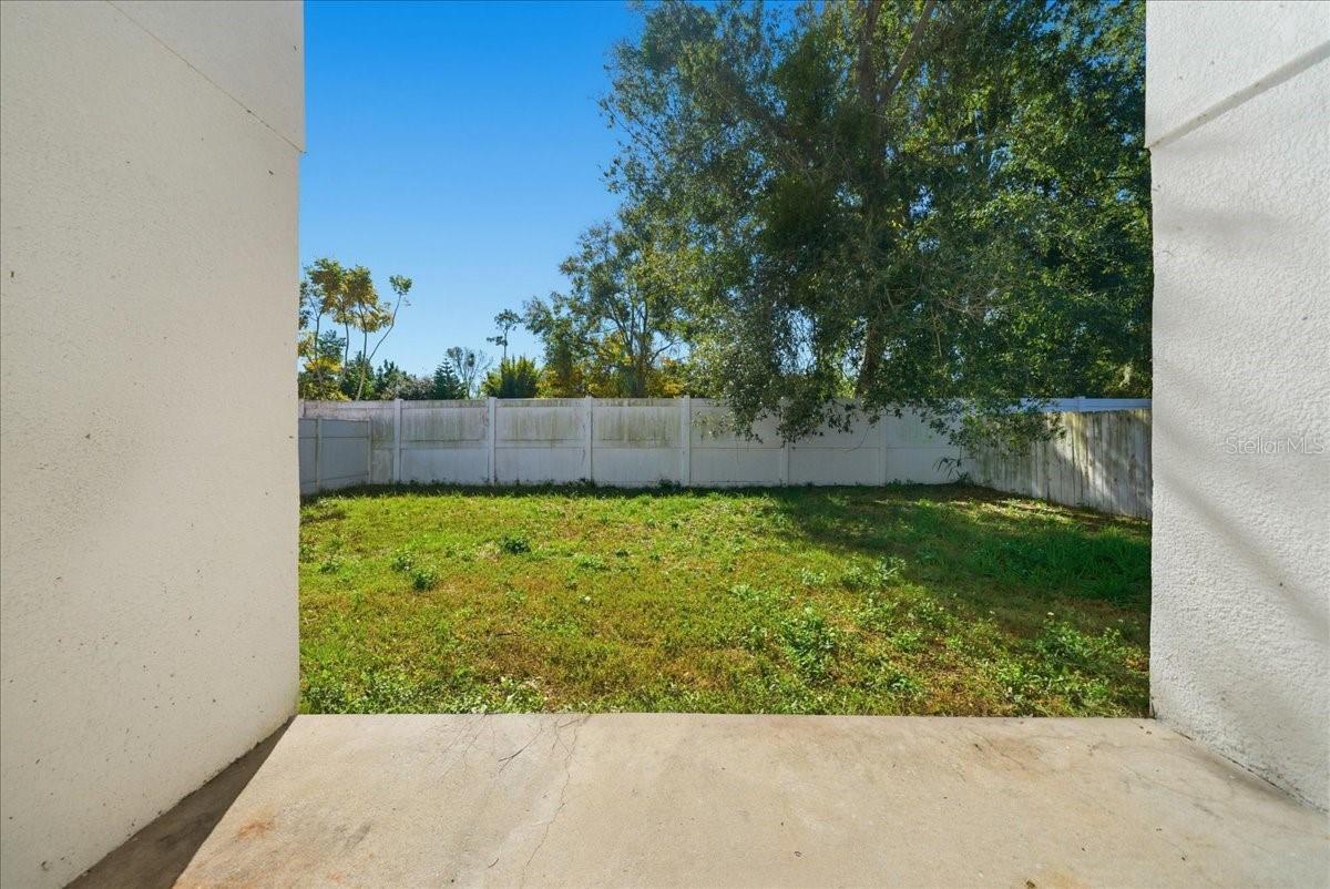 Image 26 of 29 For 7962 Niagara Falls Court