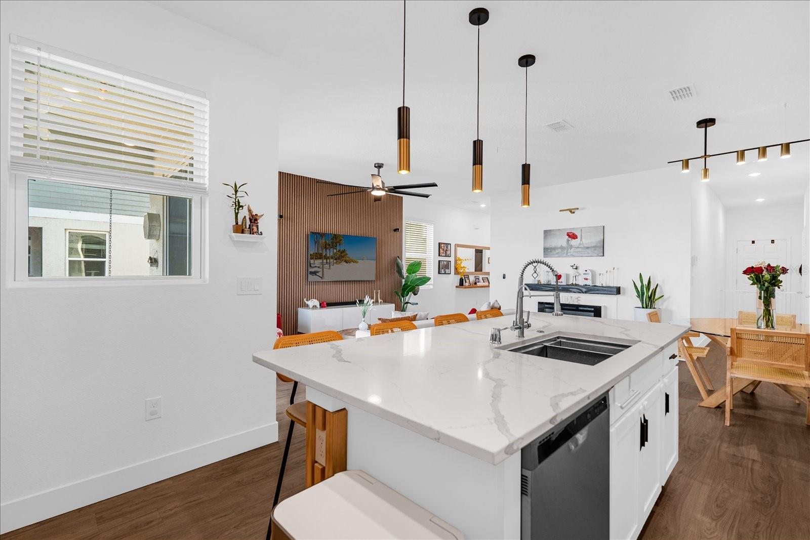 Image 12 of 37 For 15661 Willow Arbor Circle