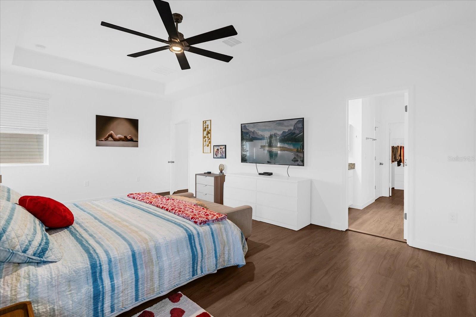 Image 15 of 37 For 15661 Willow Arbor Circle