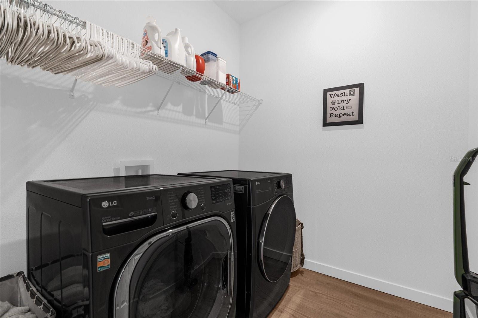 Image 18 of 37 For 15661 Willow Arbor Circle