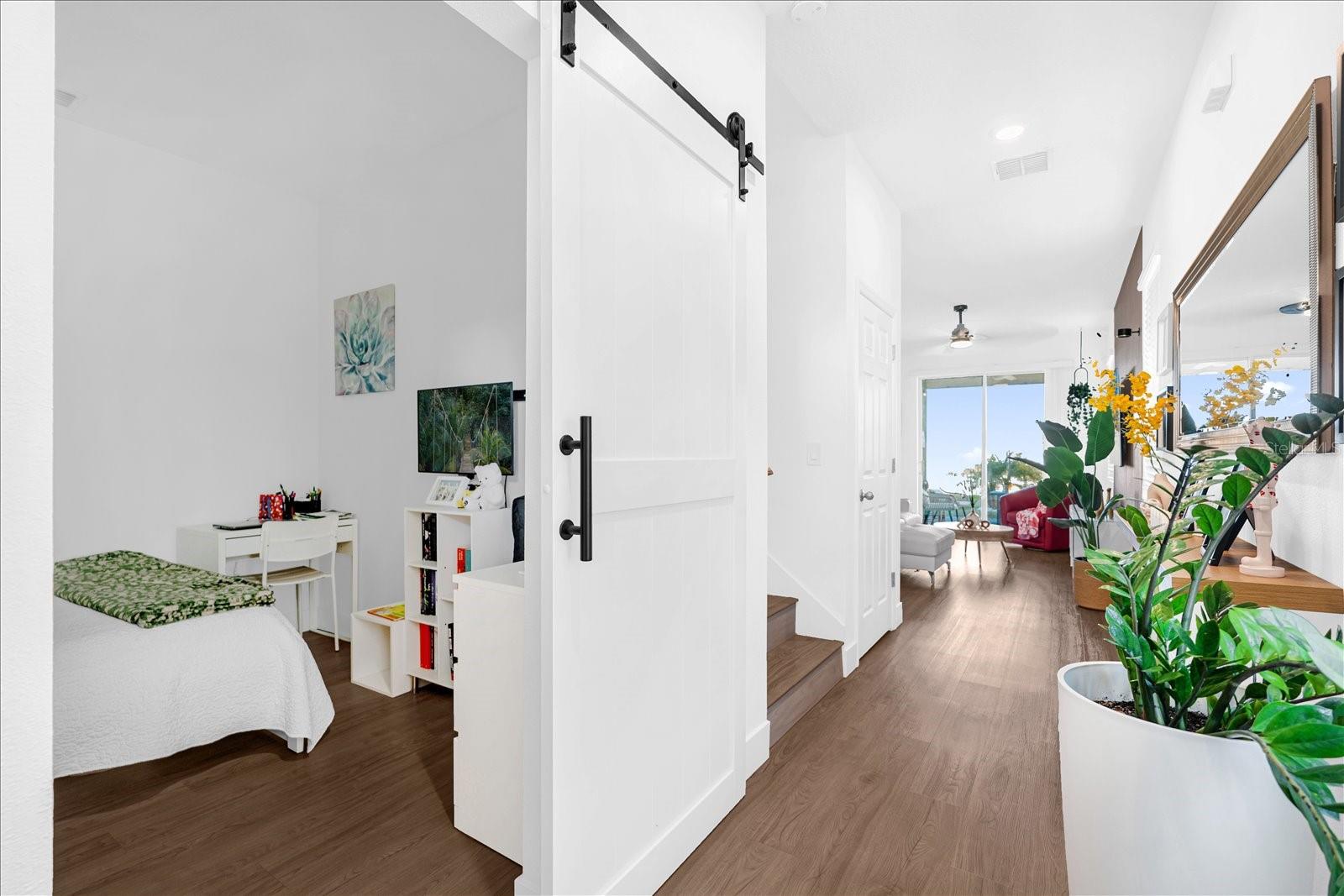 Image 27 of 37 For 15661 Willow Arbor Circle