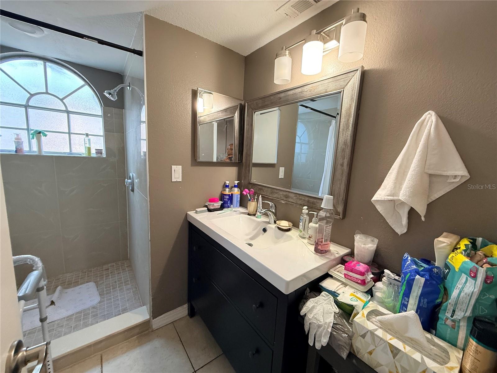 Image 23 of 32 For 2725 Poinciana Boulevard 147