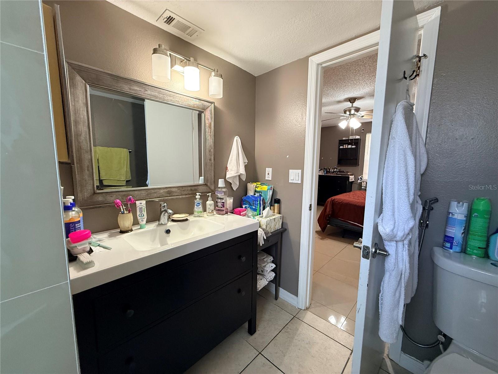 Image 28 of 32 For 2725 Poinciana Boulevard 147