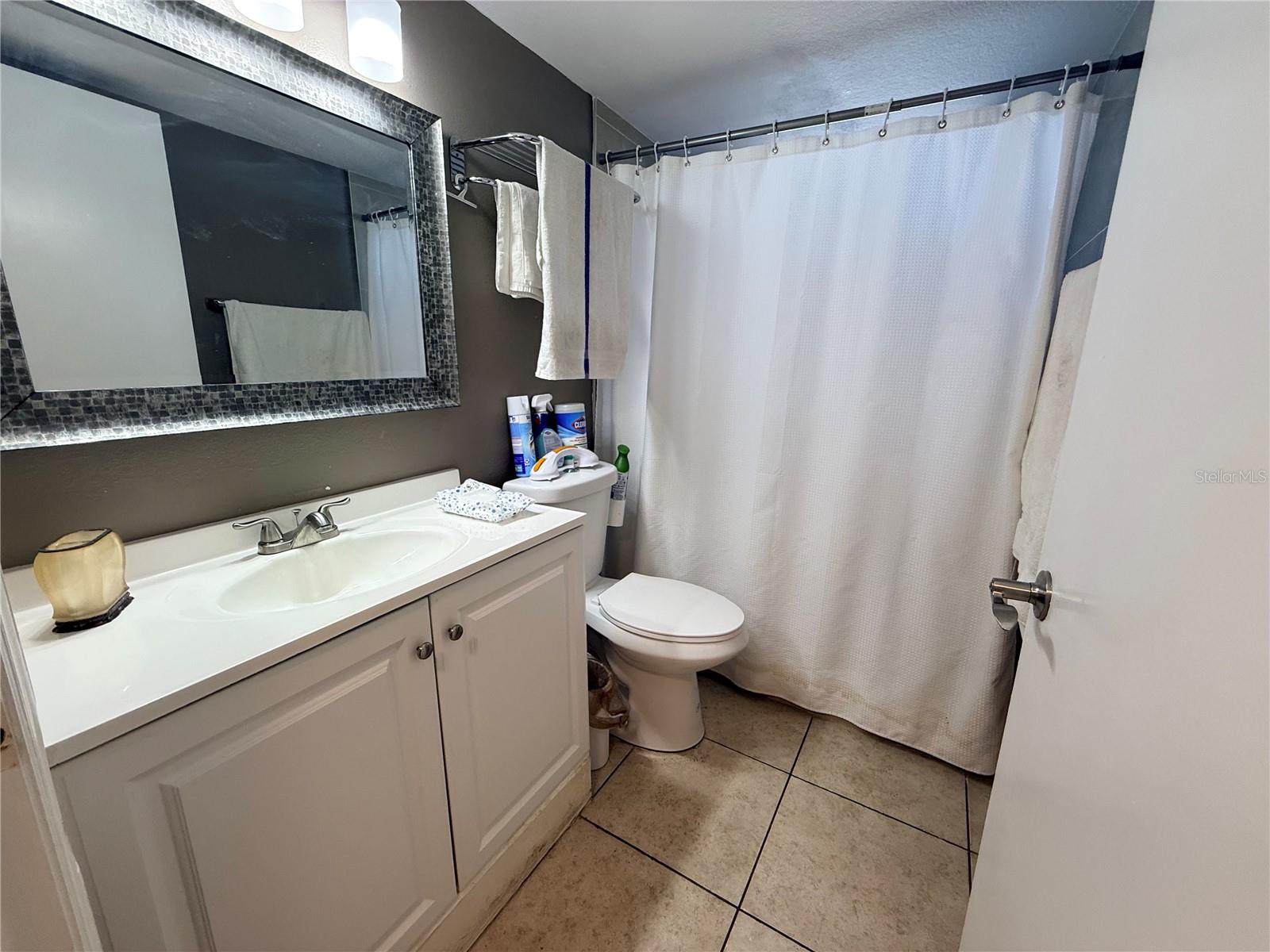 Image 29 of 32 For 2725 Poinciana Boulevard 147