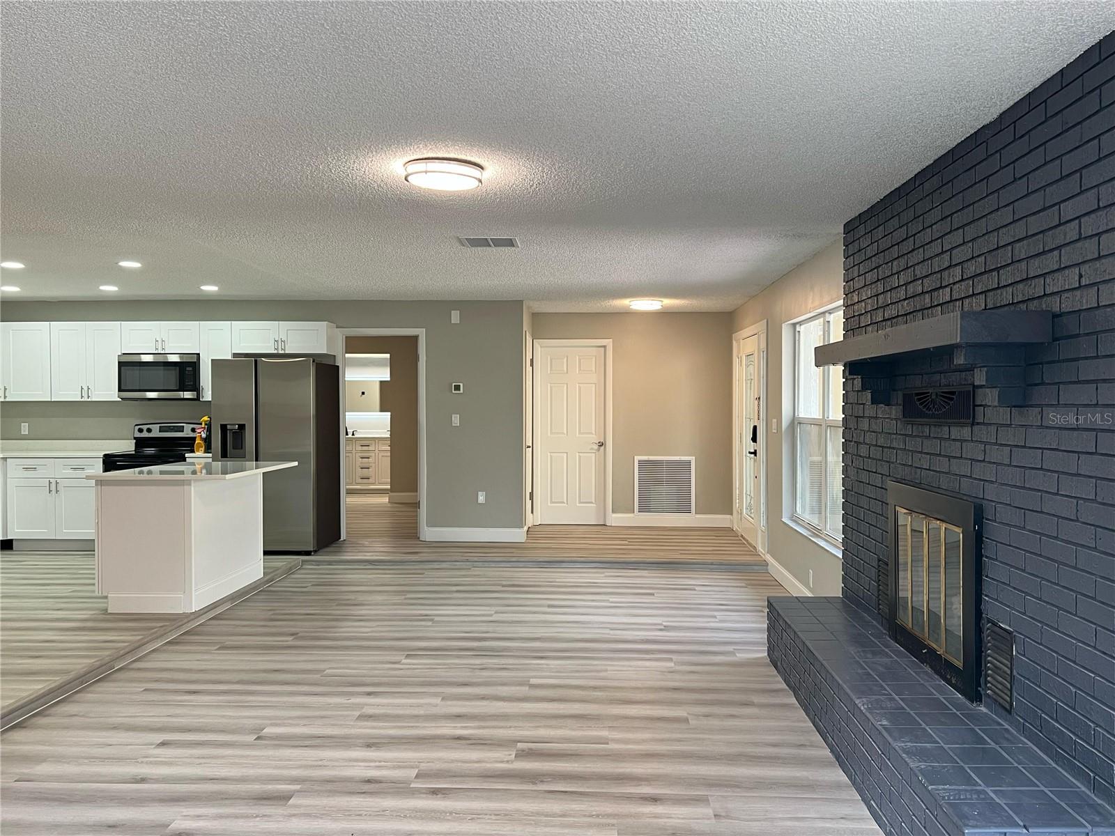 Image 21 of 43 For 4850 Ladybug Drive